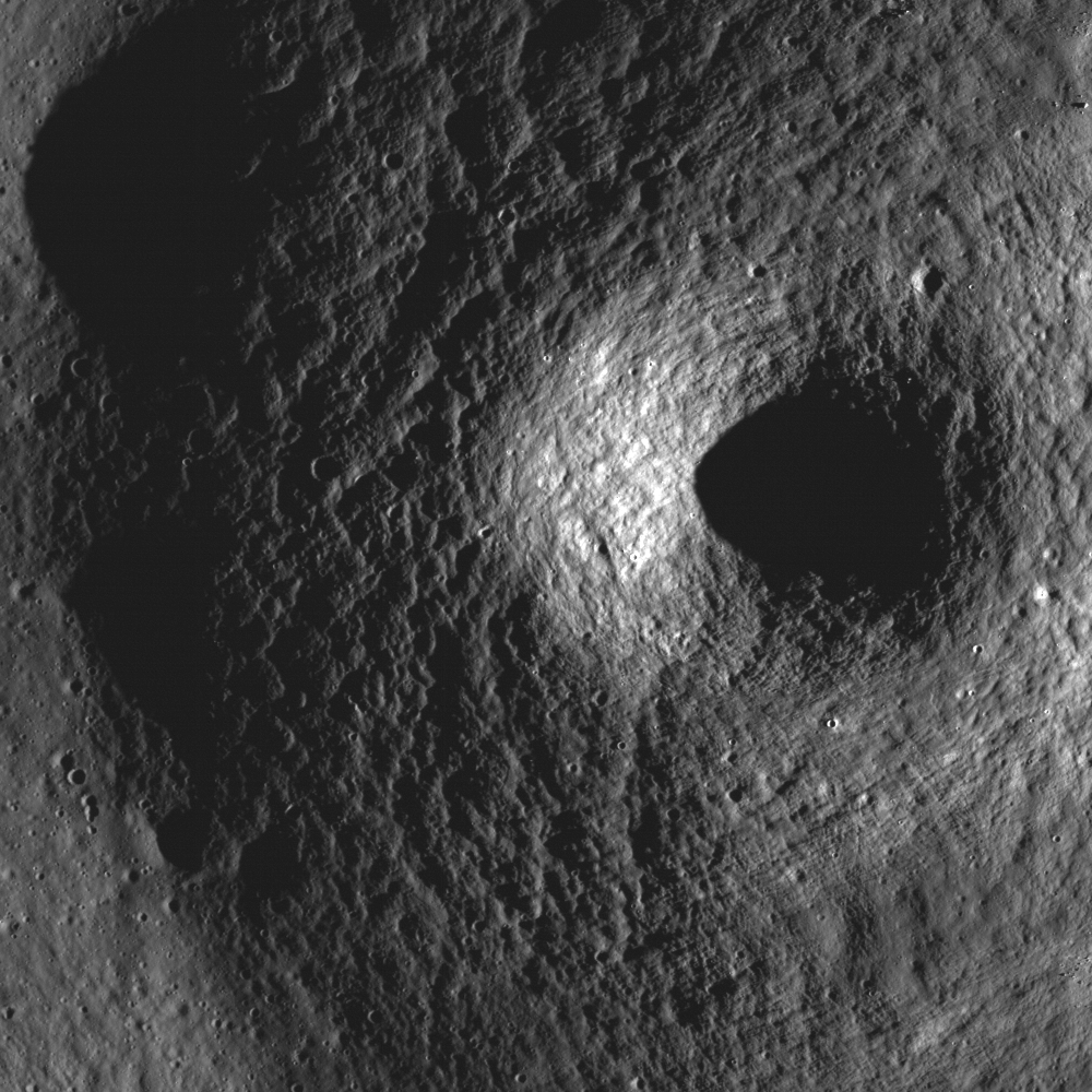 Volcanoes in Lacus Mortis