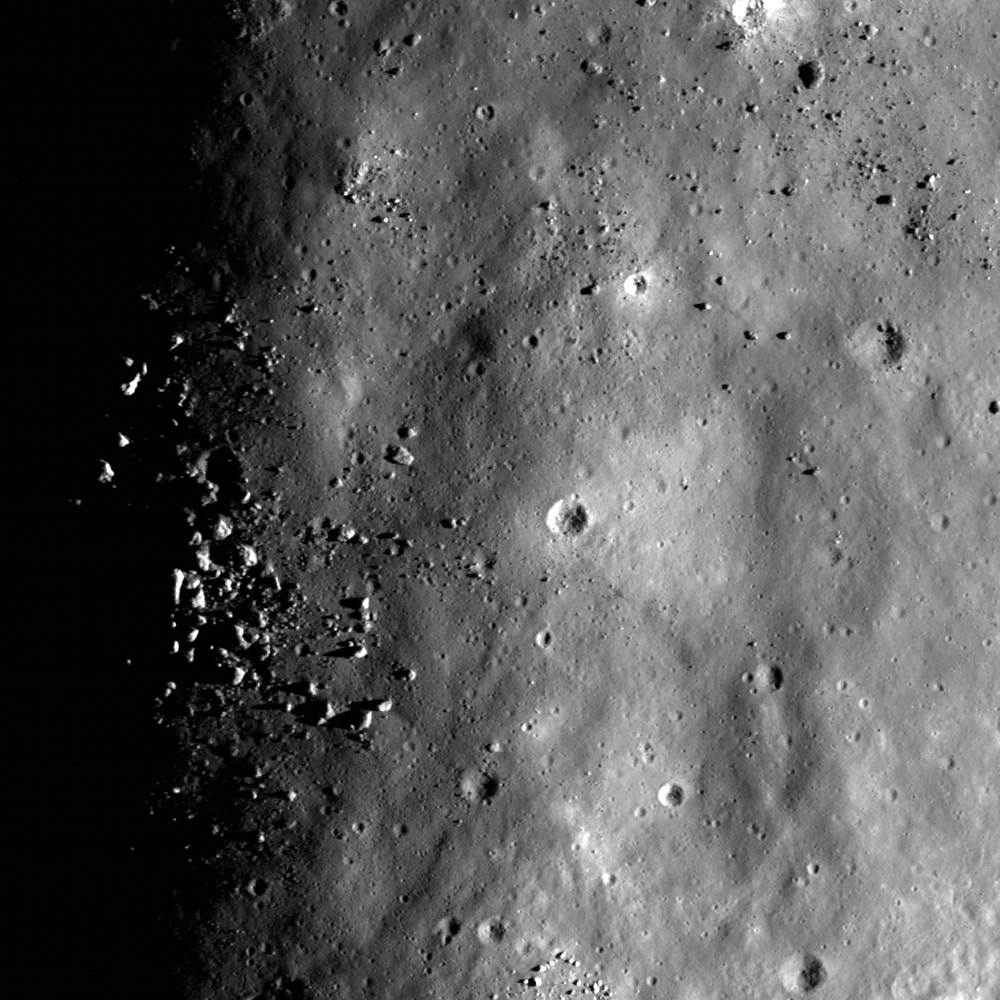 Eratosthenes Central Peak