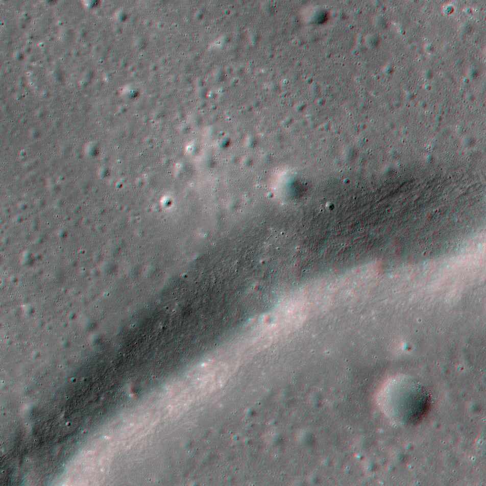 NAC Anaglyph: Lichtenberg Ghost Crater