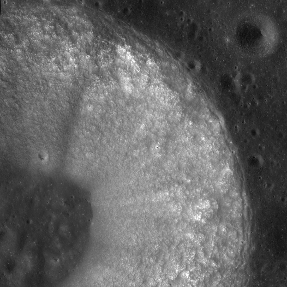 Chladni crater, a "simple" lunar crater in Sinus Medii.